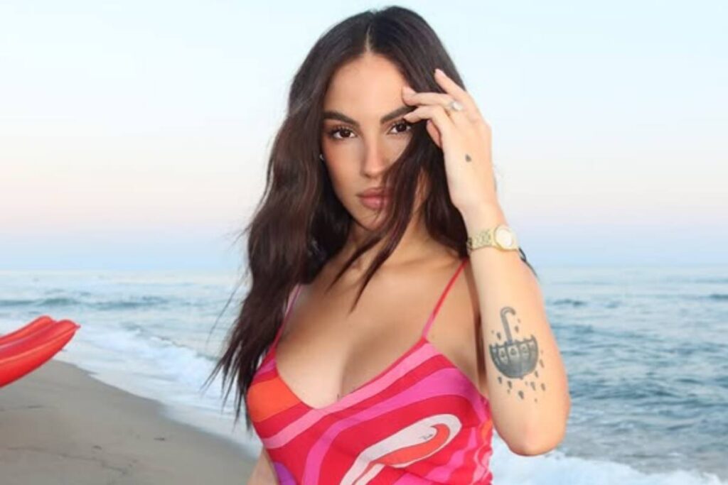 Giulia De Lellis mamma segreta? Potrebbe aver già partorito. L'indiscrezione 1 Giulia De Lellis