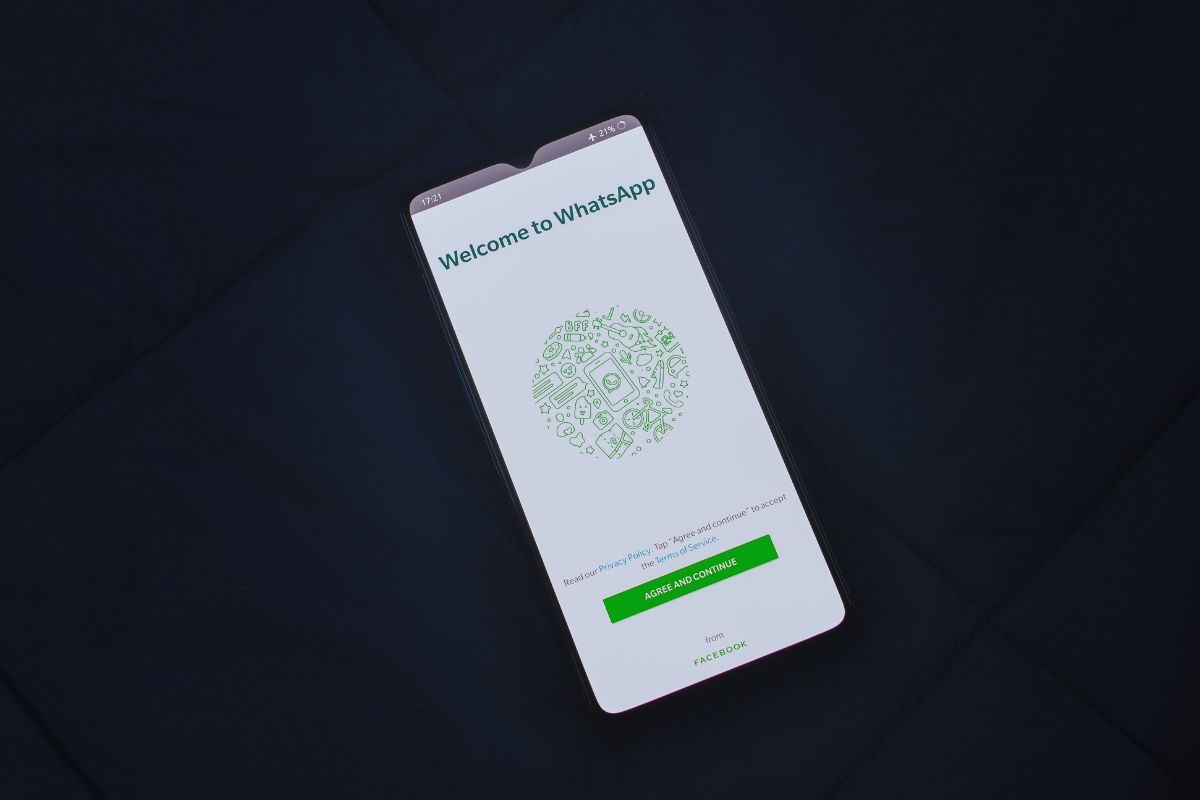 Non verificare l'account Whatsapp, è una truffa pericolosa: in un attimo perdi tutto 2 falso messaggio su whatsapp