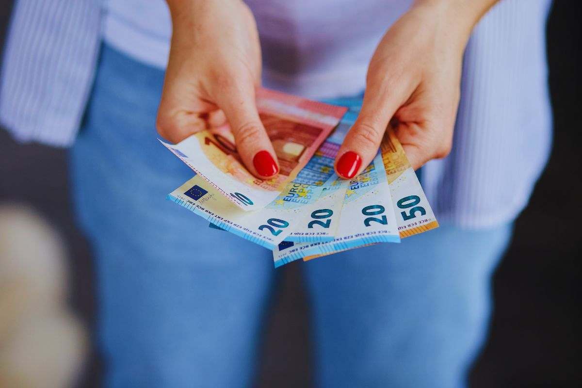 l'aiuto economico per le famiglie