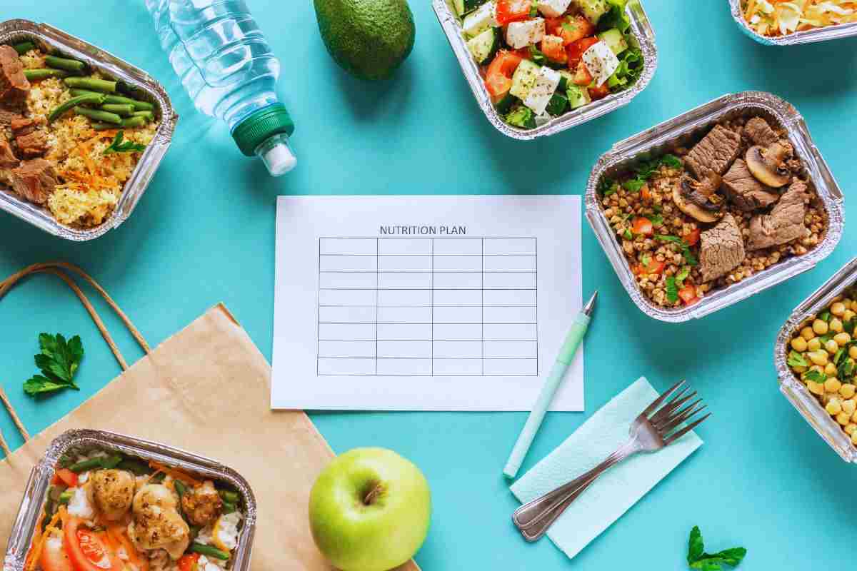 Perdere 6 kg in 30 giorni senza contare le calorie: i segreti dei nutrizionisti che funzionano davvero 2 Come dimagrire con i consigli del nutrizionista