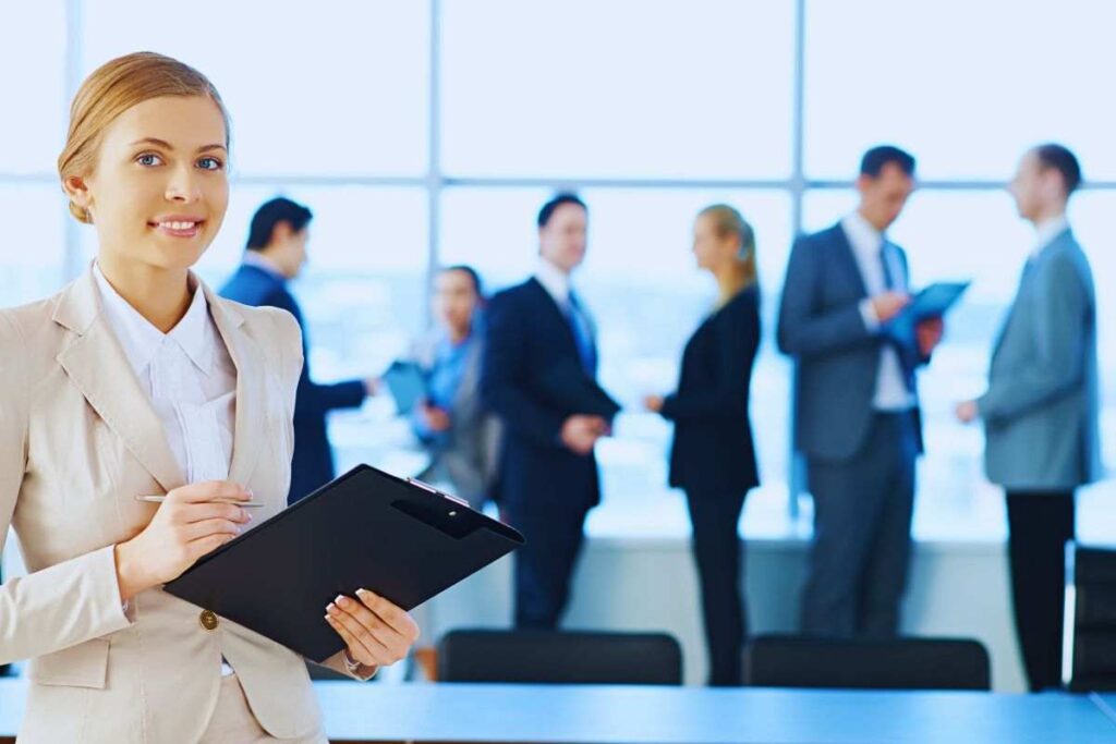 Lavorare al Ministero, aperte le posizioni: 8000 posti, marea di assunzioni 1 lavoro al ministero