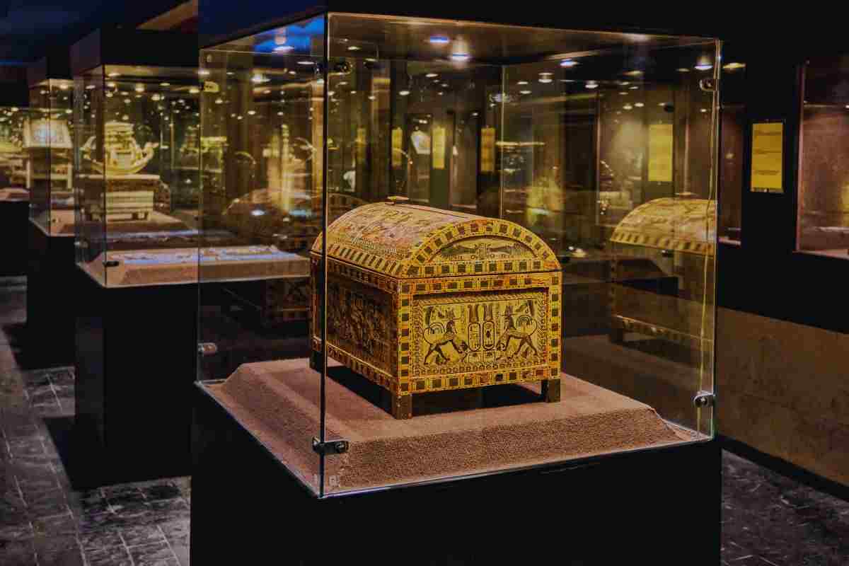 Sta per aprire il più grande museo egizio del mondo: in mostra il tesoro di Tutankhamon 2 il tesoro al museo egizio
